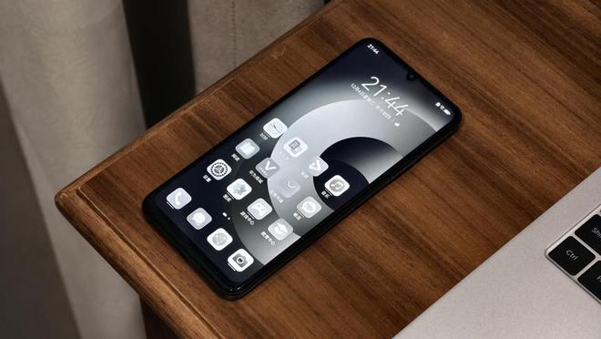 0 Plus评测：鸿蒙4加持打造安全耐用新标杆PP电子(中国)网站1399元起售！Hi畅享7(图6)